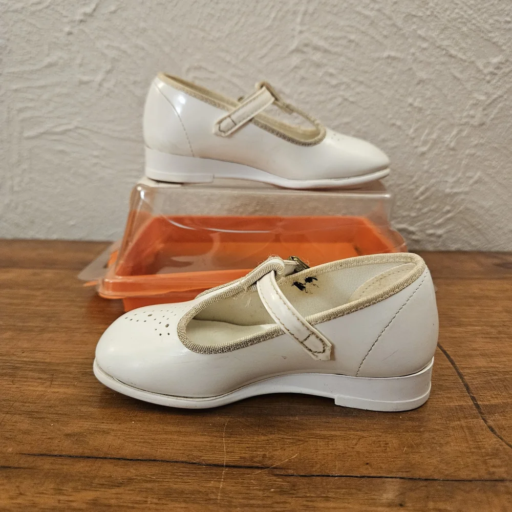 Vintage Sears Infant Shoes White Dress Shoes Mary Janes Size 4‎ (9-12 Months)